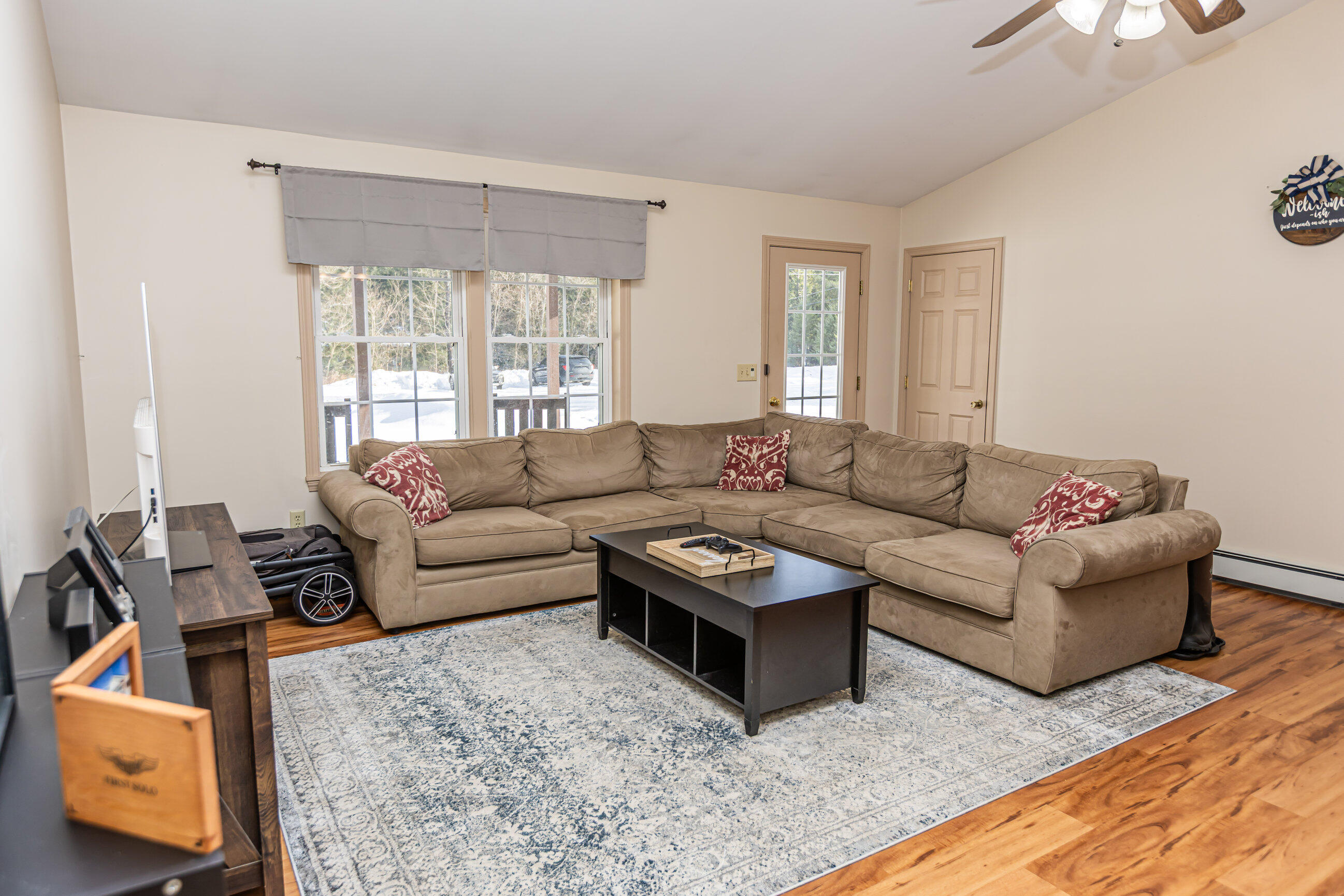 40 Deer Run Livermore, ME 04253 - Photo 20 of 69 Main Floor-2366