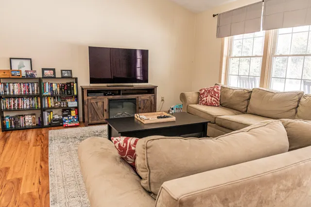 $405,000 | 40 Deer Run, Livermore, ME 04253