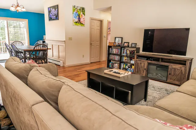 $405,000 | 40 Deer Run, Livermore, ME 04253