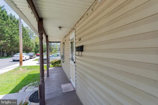 $220,000 | 404 South Charles Street, Charles Town, WV 25414