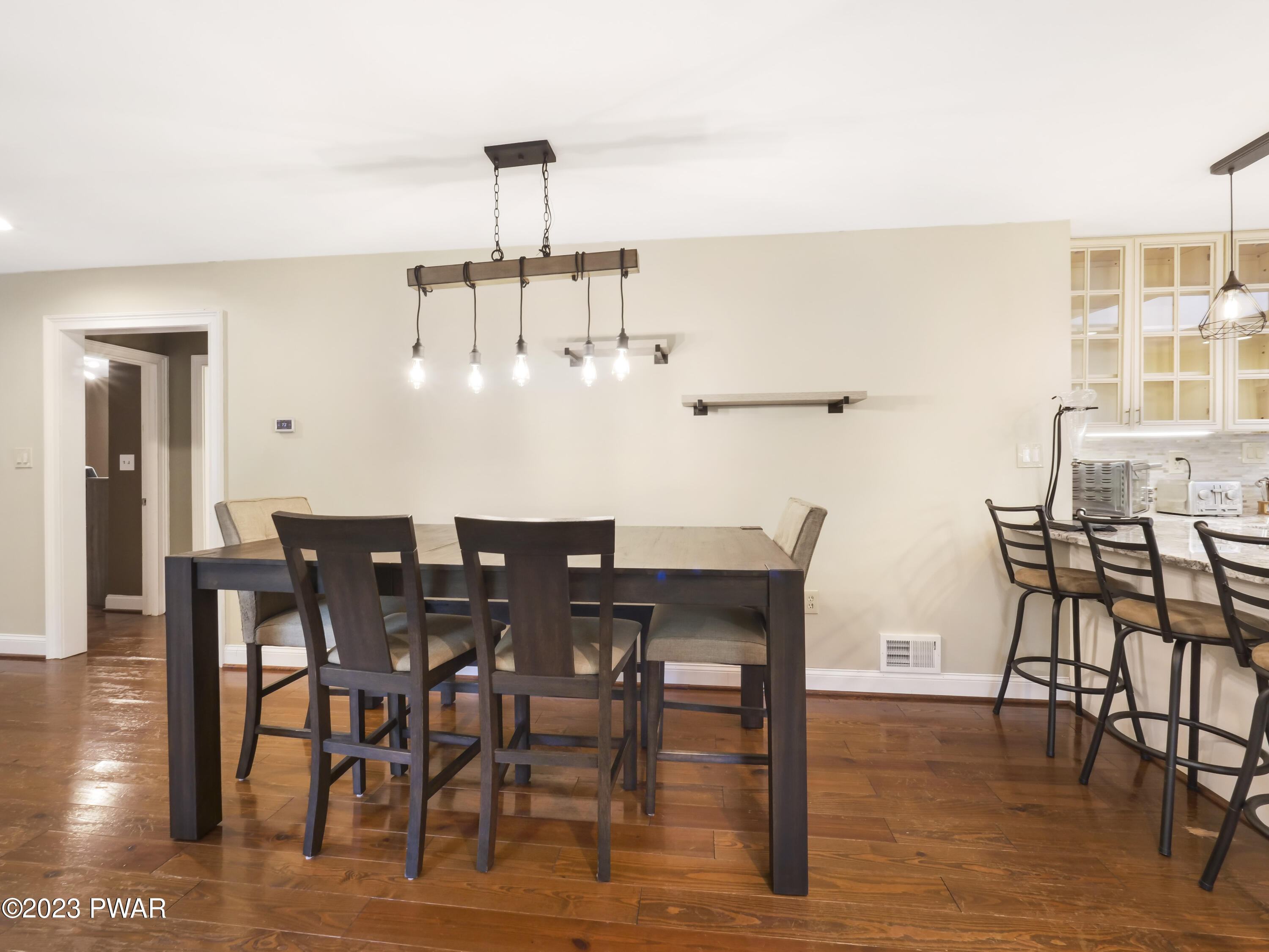 2120 Spring Drive Bushkill, PA 18324 - Photo 10 of 27 Dining