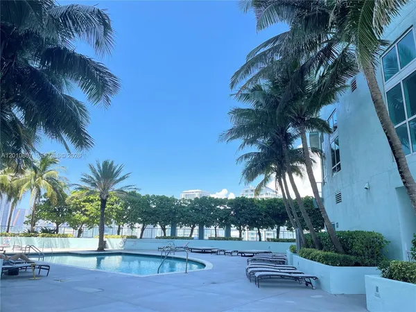 $3,900 | 1900 North Bayshore Drive, Unit 3311, Miami, FL 33132