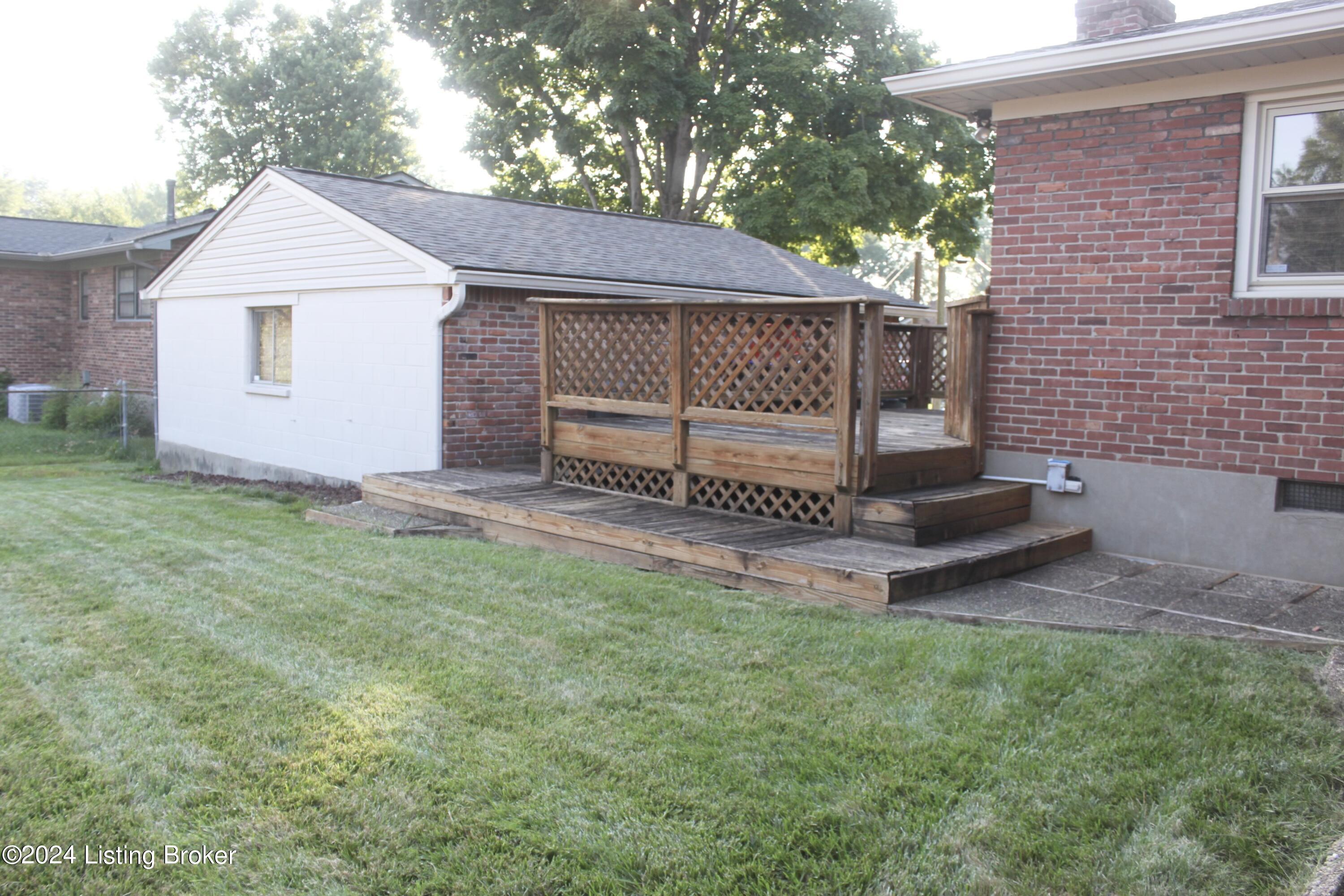 4014 Wimpole Road Louisville, KY 40218 - Photo 3 of 23 IMG_8765