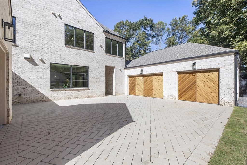 141 N Trace Alpharetta, GA 30009 - Photo 72 of 92