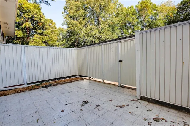 $325,000 | 7325 Cardigan Circle, Atlanta, GA 30328