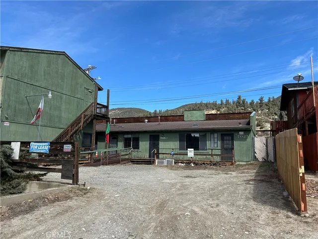 $1,500 | 7025 Cuddy Valley Road, Unit F & H, Frazier Park, CA 93225