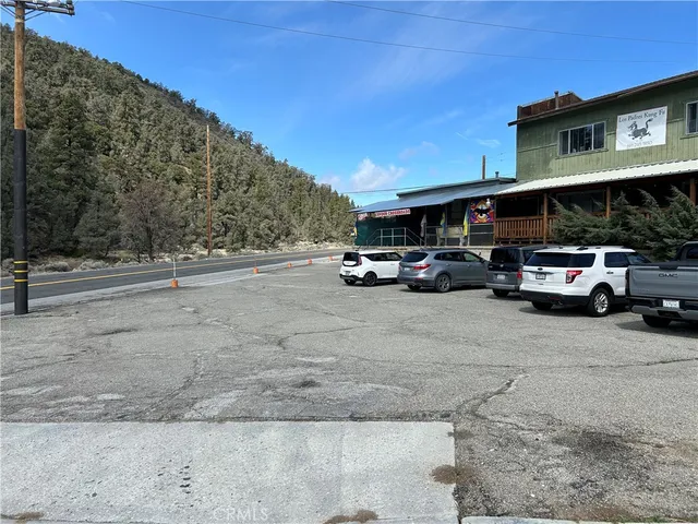$1,500 | 7025 Cuddy Valley Road, Unit F & H, Frazier Park, CA 93225