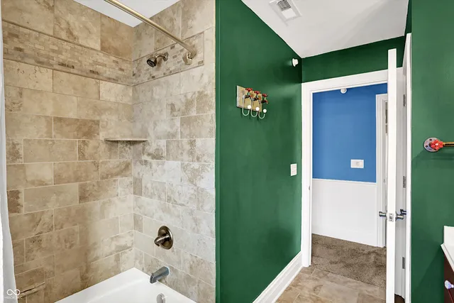 $329,900 | 3034 North Pennsylvania Street, Unit 4, Indianapolis, IN 46205