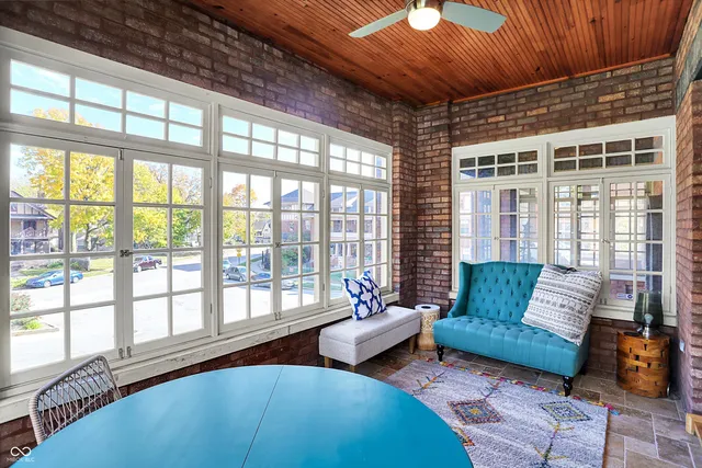 $329,900 | 3034 North Pennsylvania Street, Unit 4, Indianapolis, IN 46205