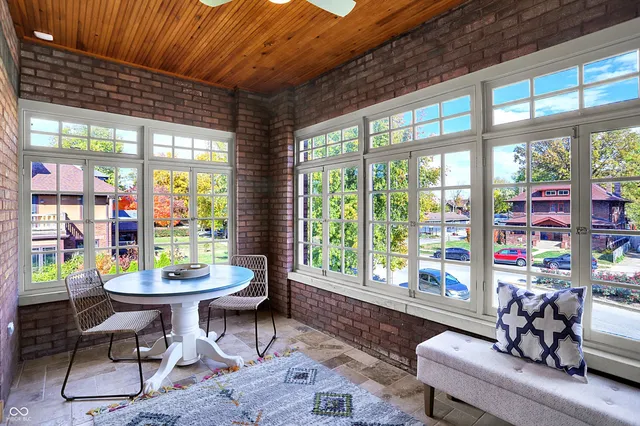 $329,900 | 3034 North Pennsylvania Street, Unit 4, Indianapolis, IN 46205