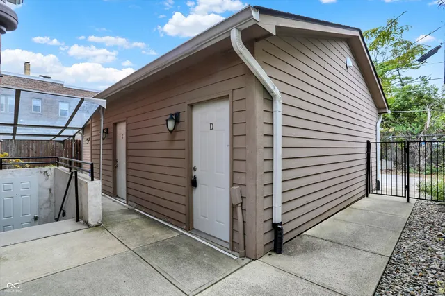 $329,900 | 3034 North Pennsylvania Street, Unit 4, Indianapolis, IN 46205