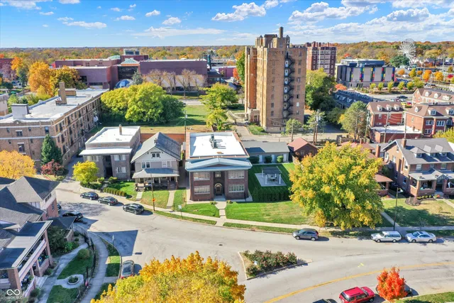 $329,900 | 3034 North Pennsylvania Street, Unit 4, Indianapolis, IN 46205