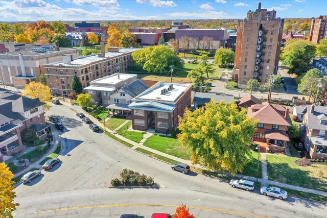 $329,900 | 3034 North Pennsylvania Street, Unit 4, Indianapolis, IN 46205