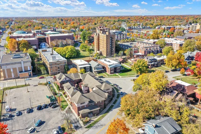 $329,900 | 3034 North Pennsylvania Street, Unit 4, Indianapolis, IN 46205