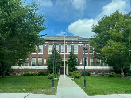 $172,500 | 265 Sayles Avenue, Unit 1, Burrillville, RI 02859