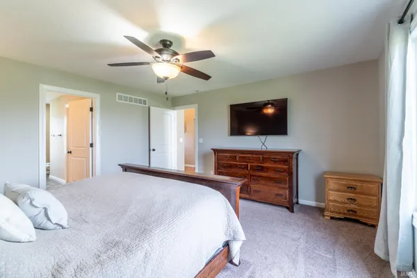 $479,900 | 1235 Yorkshire Drive, Shipshewana, IN 46565