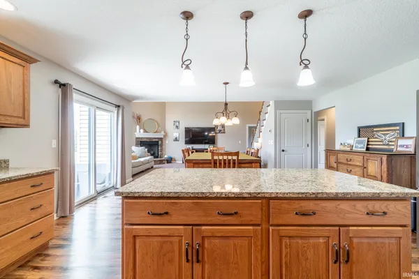 $479,900 | 1235 Yorkshire Drive, Shipshewana, IN 46565