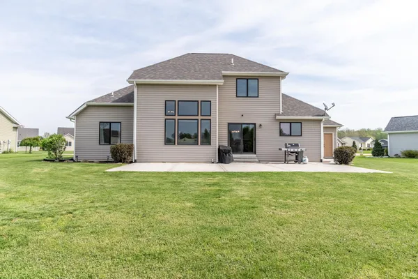 $479,900 | 1235 Yorkshire Drive, Shipshewana, IN 46565