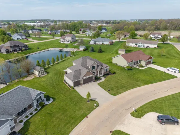 $479,900 | 1235 Yorkshire Drive, Shipshewana, IN 46565