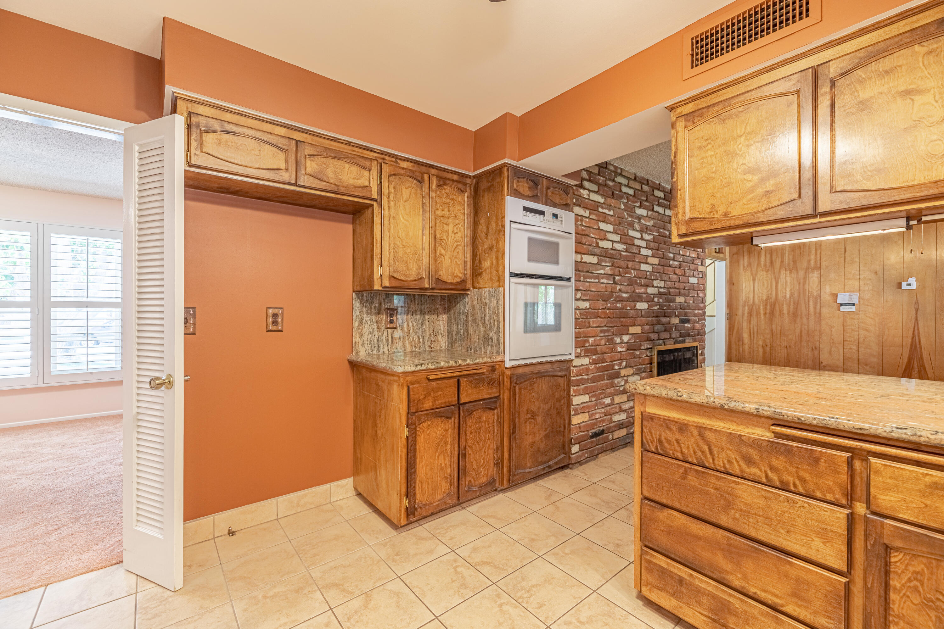 43733 Fenner Avenue Lancaster, CA 93536 - Photo 21 of 48 a room with closet