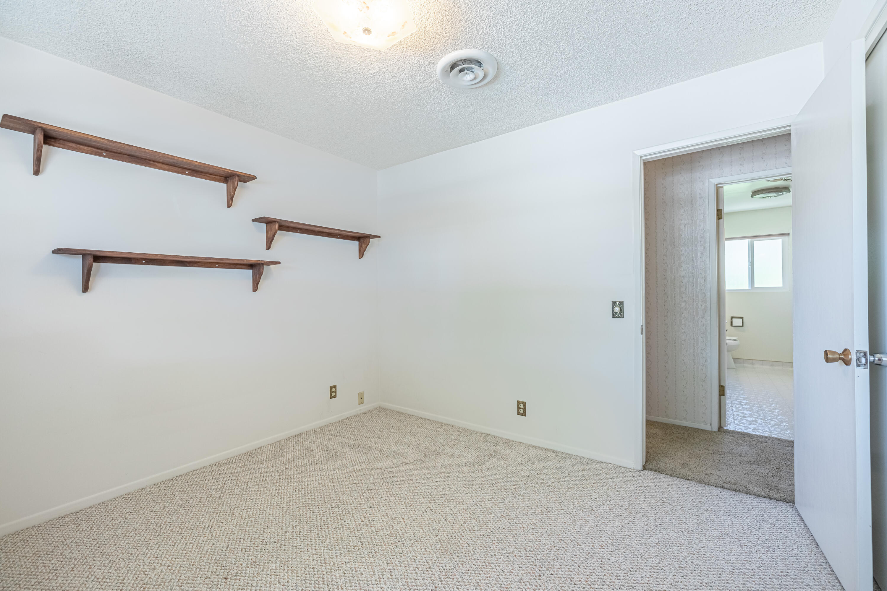 43733 Fenner Avenue Lancaster, CA 93536 - Photo 30 of 48 a view of room