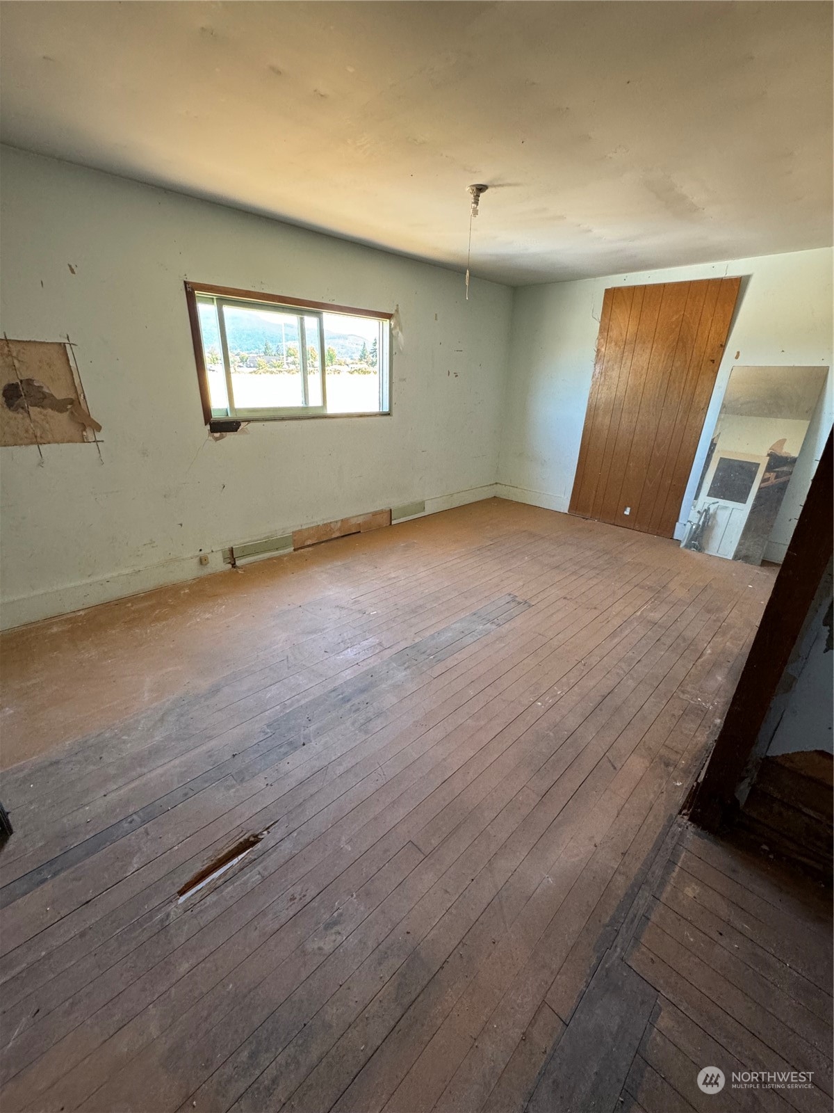 210 North Priest Road Sequim, WA 98382 - Photo 13 of 21