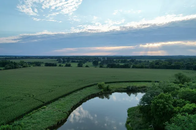 $575,000 | 0 West Oliver Road, Rockton, IL 61072