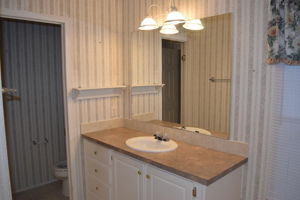 760 Tower Road Southeast, Unit 762 Christiansburg, VA 24073 - Photo 15 of 37 DSC_0198 (1024x683)