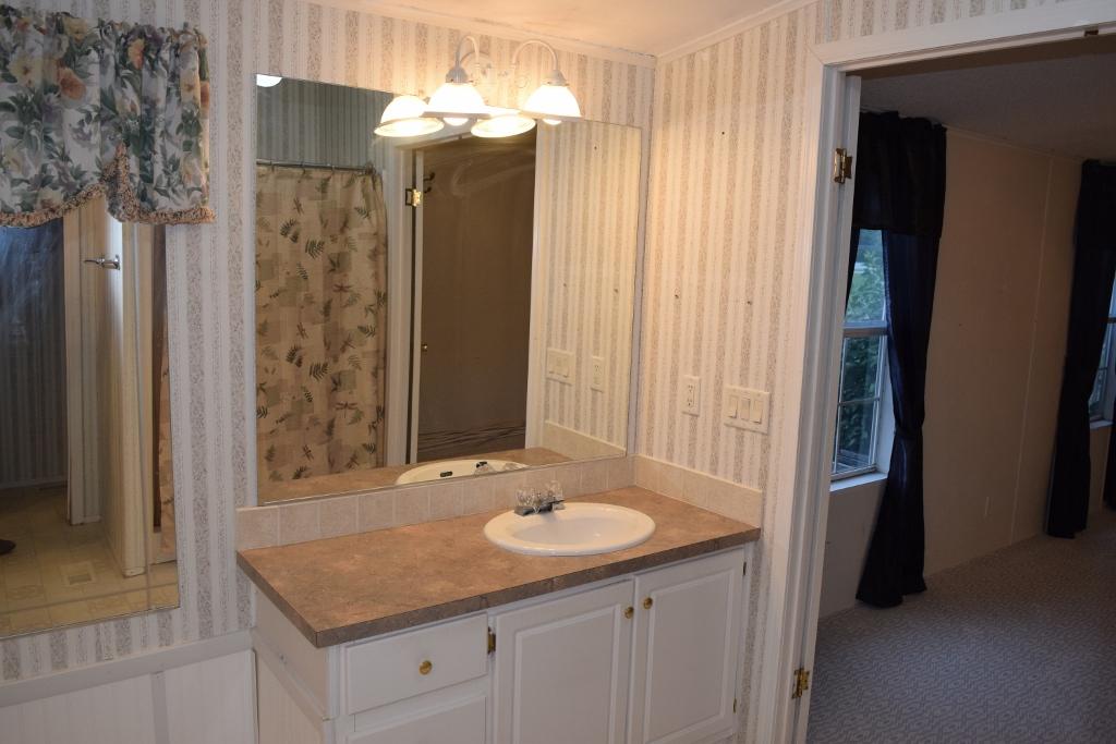 760 Tower Road Southeast, Unit 762 Christiansburg, VA 24073 - Photo 16 of 37 DSC_0199 (1024x683)
