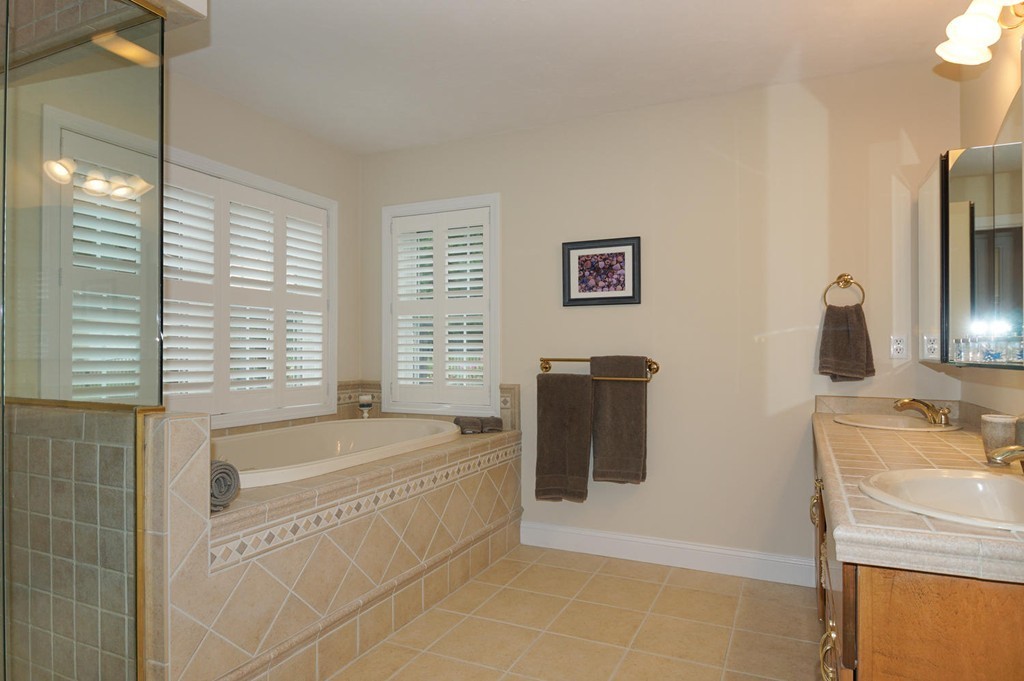 64 Albright Road Sterling, MA 01564 - Photo 10 of 23 Gallery Image 10