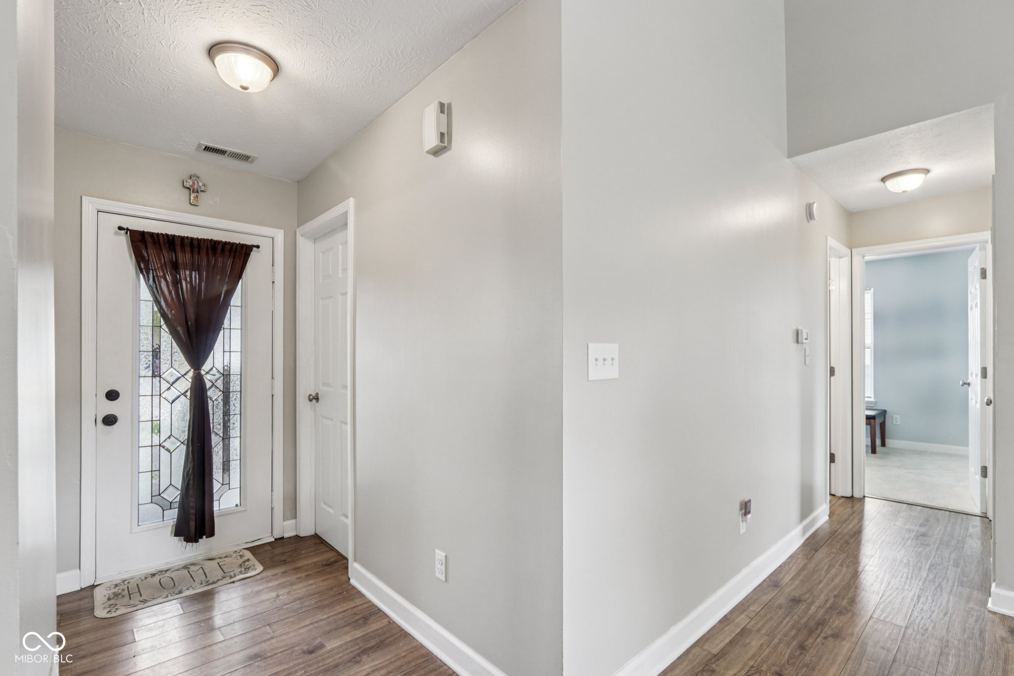 8424 Southern Springs Way Indianapolis, IN 46237 - Photo 5 of 31