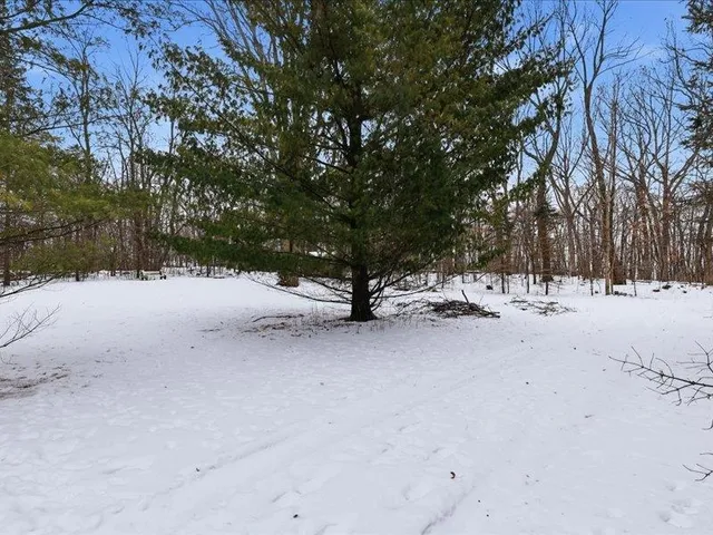 $575,000 | 4135 Kennedy Circle North, Richfield, WI 53017