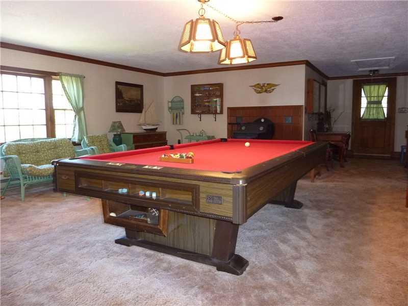 215 Otis Point Road St. George, ME 04860 - Photo 17 of 31 Den/Family/Great Room. The spacious...