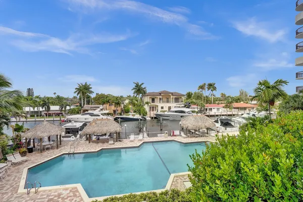 $3,950 | 1361 South Ocean Boulevard, Unit 210, Pompano Beach, FL 33062