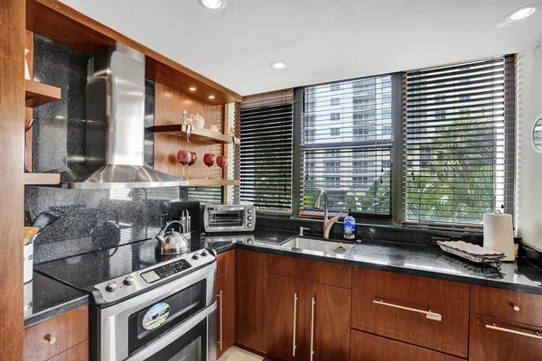 $3,950 | 1361 South Ocean Boulevard, Unit 210, Pompano Beach, FL 33062