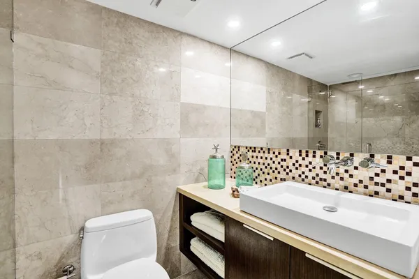 $3,950 | 1361 South Ocean Boulevard, Unit 210, Pompano Beach, FL 33062