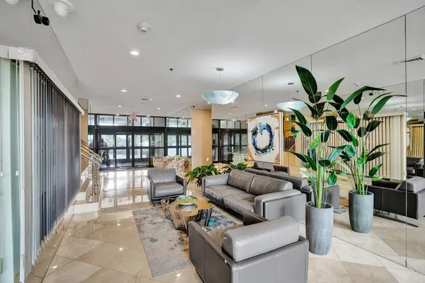 $3,950 | 1361 South Ocean Boulevard, Unit 210, Pompano Beach, FL 33062