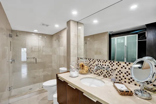 $3,950 | 1361 South Ocean Boulevard, Unit 210, Pompano Beach, FL 33062