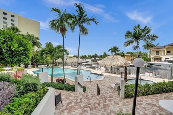 $3,950 | 1361 South Ocean Boulevard, Unit 210, Pompano Beach, FL 33062