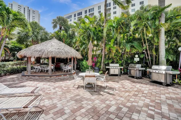 $3,950 | 1361 South Ocean Boulevard, Unit 210, Pompano Beach, FL 33062