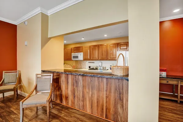 $3,950 | 1361 South Ocean Boulevard, Unit 210, Pompano Beach, FL 33062