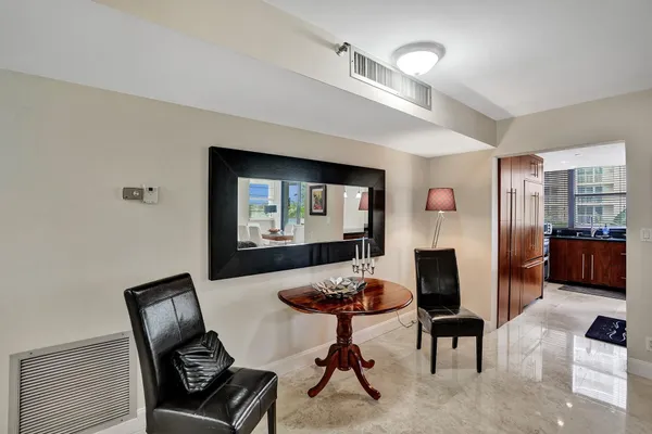 $3,950 | 1361 South Ocean Boulevard, Unit 210, Pompano Beach, FL 33062