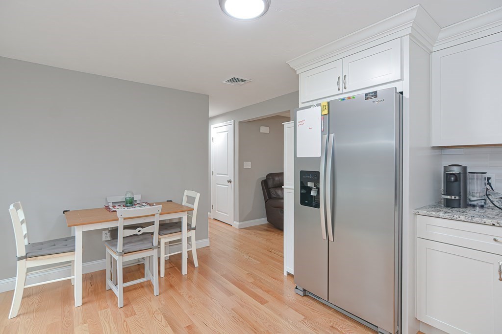 24 Gabriel Road Sharon, MA 02067 - Photo 8 of 22 Gallery Image 8
