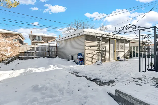 $1,850 | 403 Prairie Avenue, Unit 2, Calumet City, IL 60409