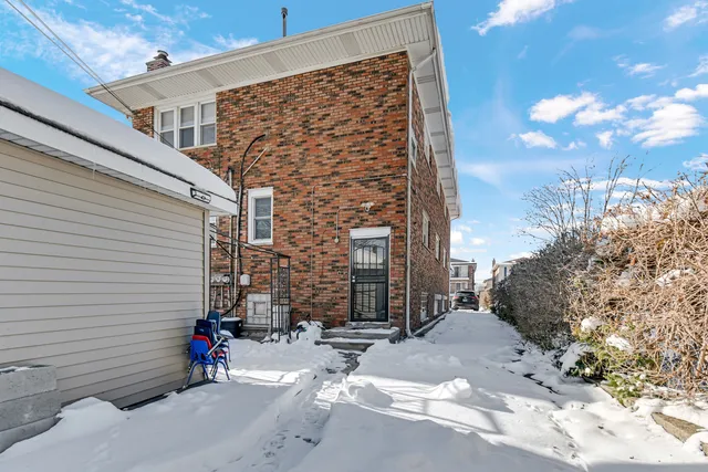 $1,850 | 403 Prairie Avenue, Unit 2, Calumet City, IL 60409