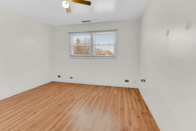 $1,850 | 403 Prairie Avenue, Unit 2, Calumet City, IL 60409