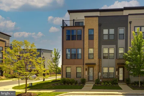 $600,000 | 5615 Alpha Ridge Avenue, Hyattsville, MD 20782