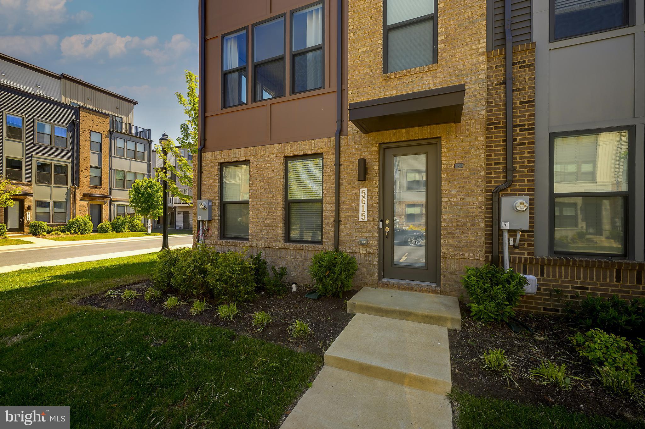 5615 Alpha Ridge Avenue Hyattsville, MD 20782 - Photo 3 of 45
