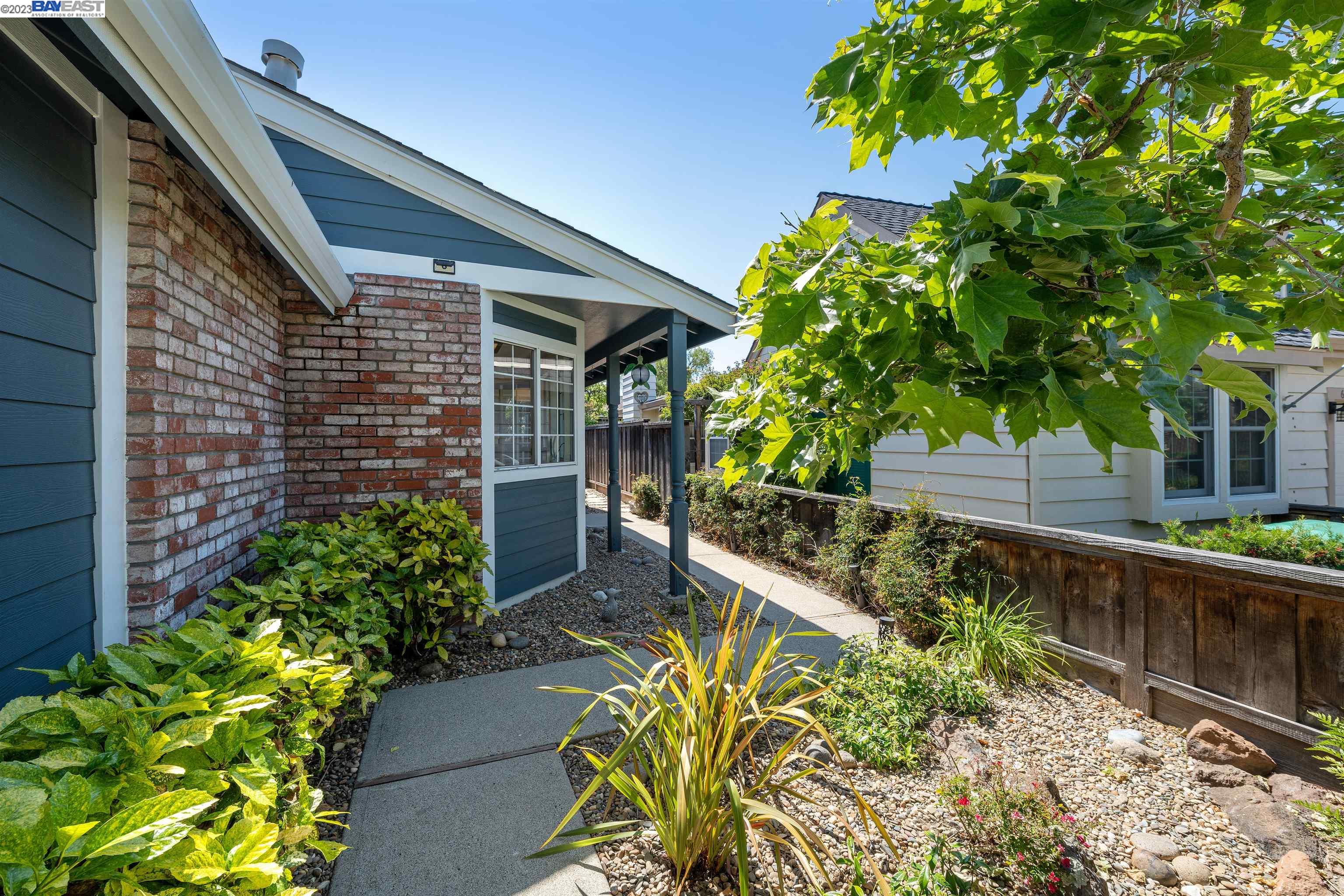 Undisclosed Address Alameda, CA 94502 - Photo 2 of 44