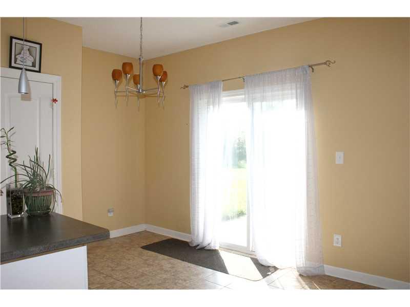 8245 Garden Ridge Road Indianapolis, IN 46237 - Photo 3 of 18 Gallery Image 3